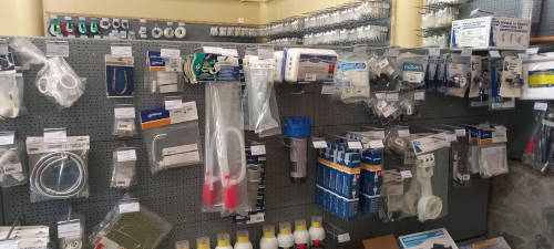 Magasin d'accastillage de Nuku Hiva, îles Marquises